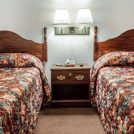 Econo Lodge Frackville Eksteriør bilde