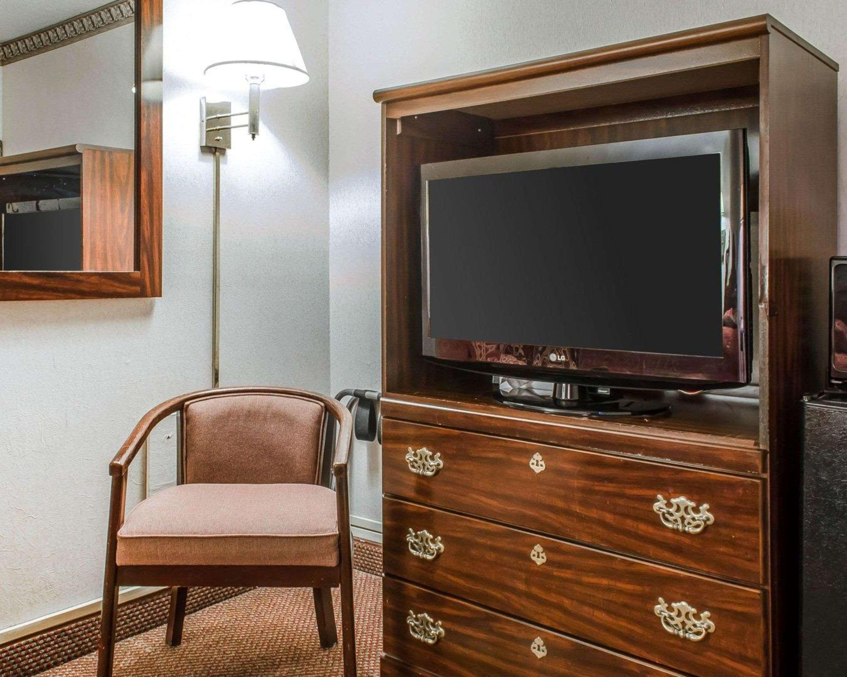 Econo Lodge Frackville Eksteriør bilde